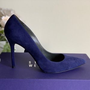 Stuart Weitzman Pointed Toe Pump